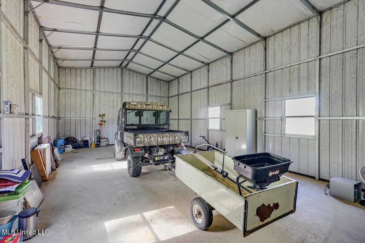 947 Lindsey Road Morton, MS 39117 - Photo 64 of 91 62-947 Lindsey Rd