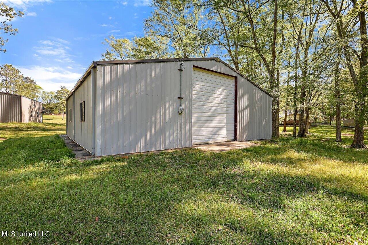 947 Lindsey Road Morton, MS 39117 - Photo 69 of 91 67-947 Lindsey Rd