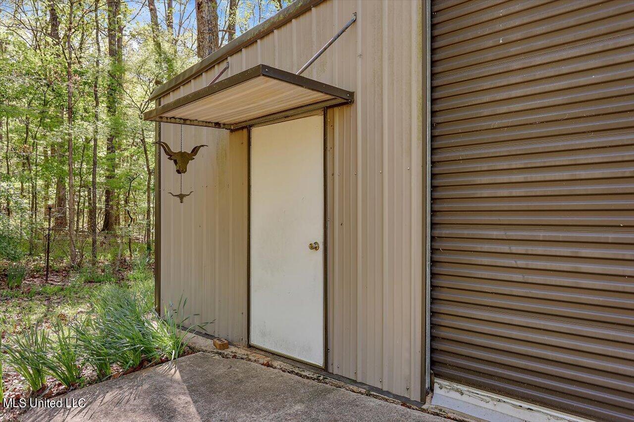 947 Lindsey Road Morton, MS 39117 - Photo 75 of 91 73-947 Lindsey Rd
