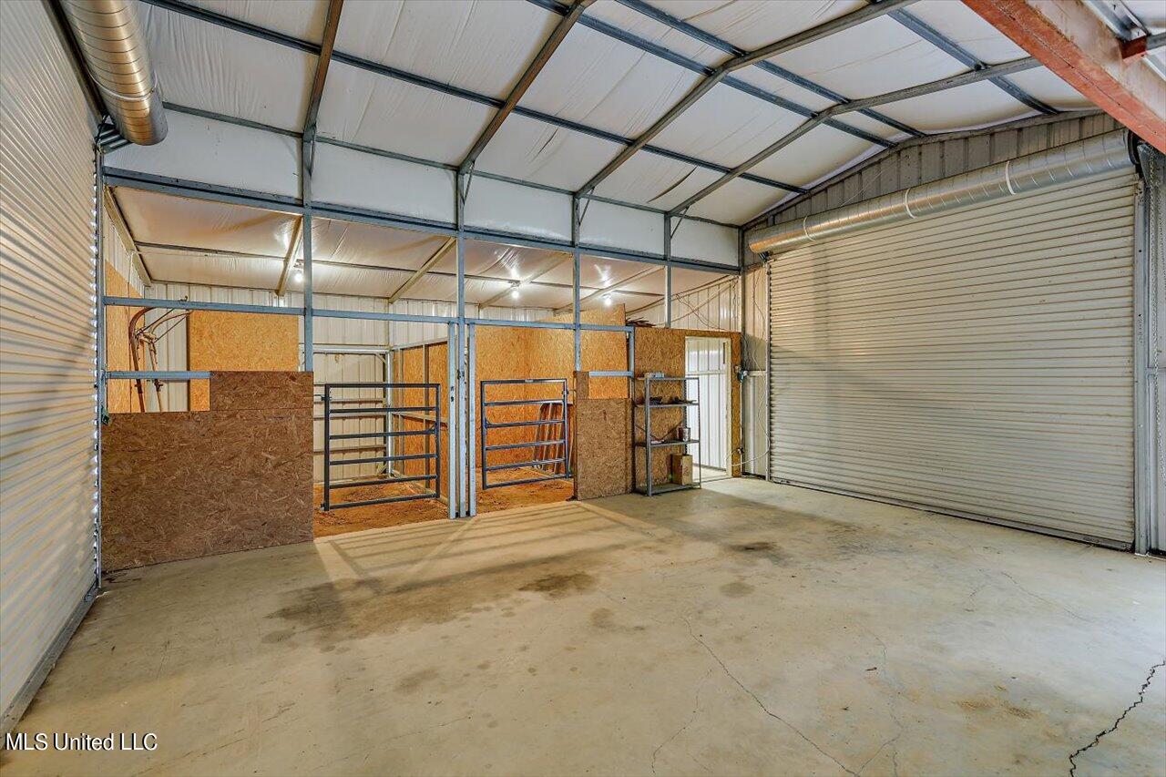 947 Lindsey Road Morton, MS 39117 - Photo 77 of 91 75-947 Lindsey Rd
