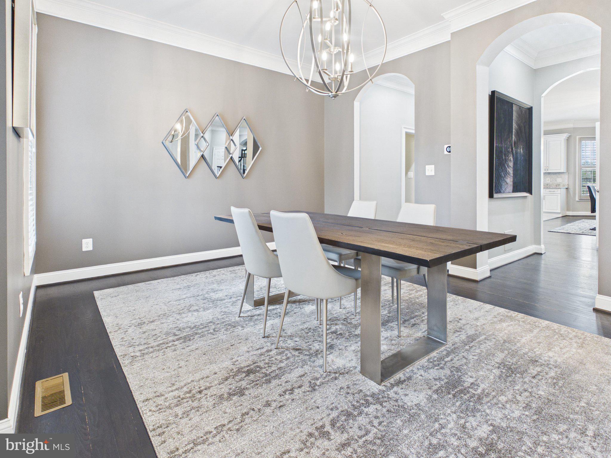 38565 Piggott Bottom Road Hamilton, VA 20158 - Photo 6 of 85 a view of a dining room with furniture