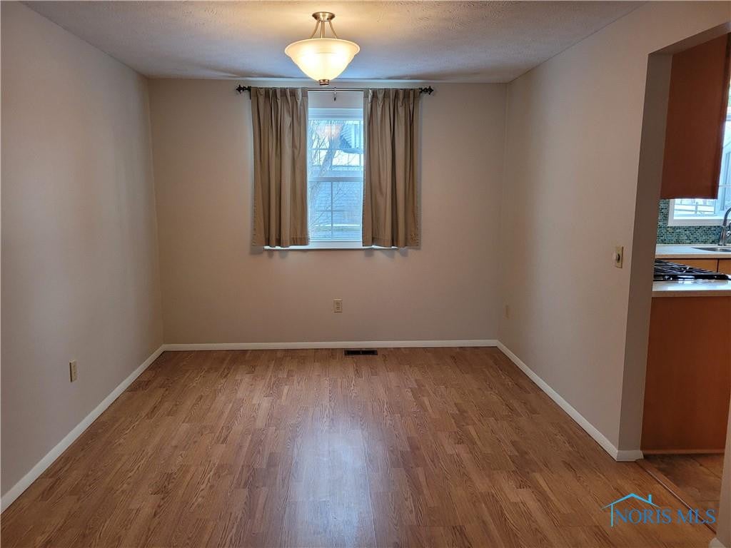 28686 White Road Perrysburg, OH 43551 - Photo 4 of 28 Gallery Image 4