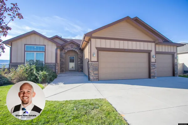 $619,000 | 1211 Prairie River Drive, Casper, WY 82604