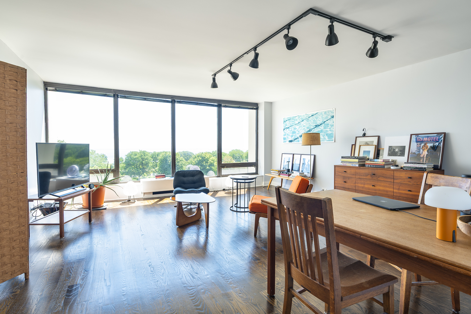5445 North Sheridan Road, Unit 808 Chicago, IL 60640 - Photo 5 of 14