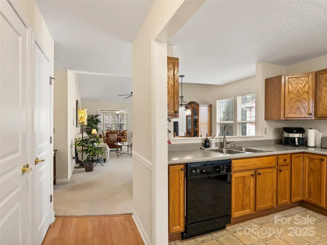 $268,000 | 1206 Deermouse Way, Hendersonville, NC 28792