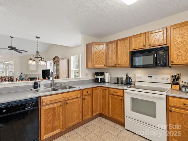 $268,000 | 1206 Deermouse Way, Hendersonville, NC 28792