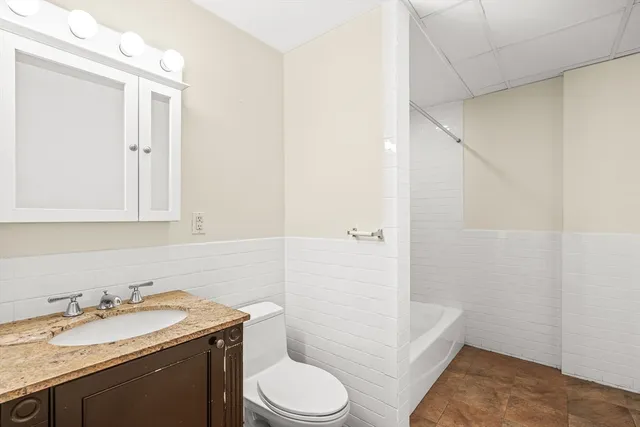 $4,300 | 126 State Street, Unit 403, Boston, MA 02109
