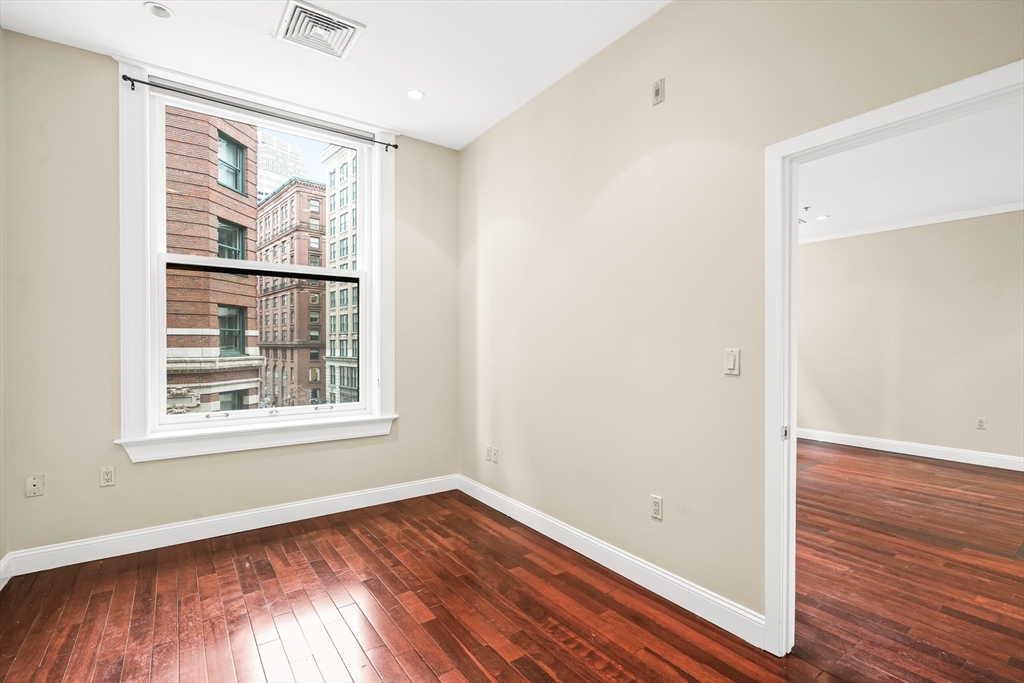 126 State Street, Unit 403 Boston, MA 02109 - Photo 7 of 13