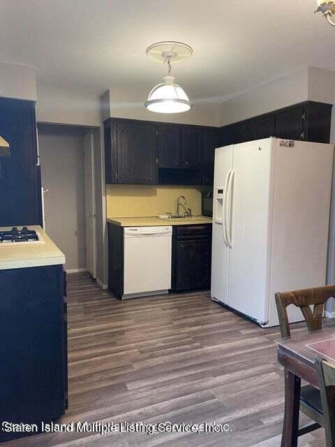 21 Birch Road Staten Island, NY 10303 - Photo 14 of 35 14