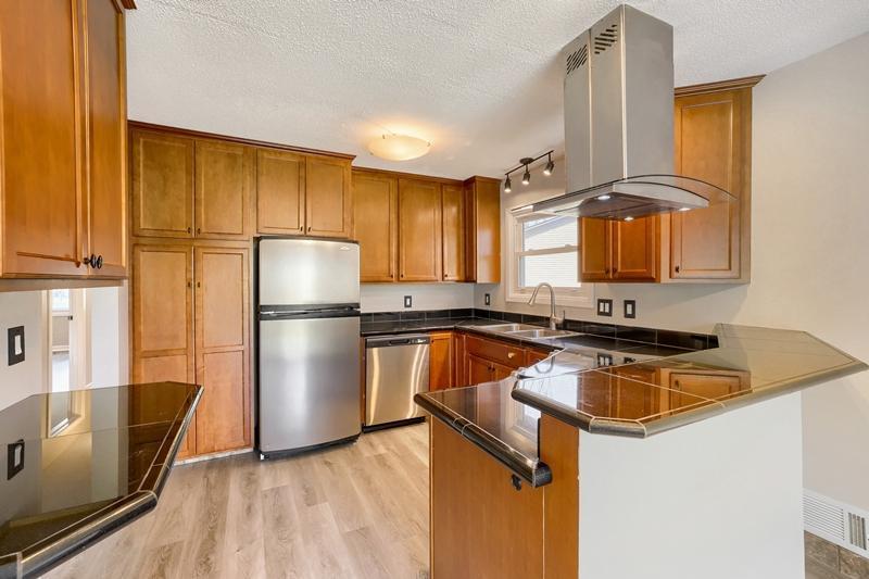 4668 Penkwe Way Eagan, MN 55122 - Photo 11 of 31