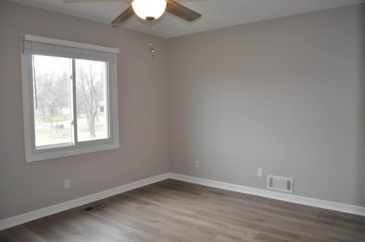 4668 Penkwe Way Eagan, MN 55122 - Photo 12 of 34