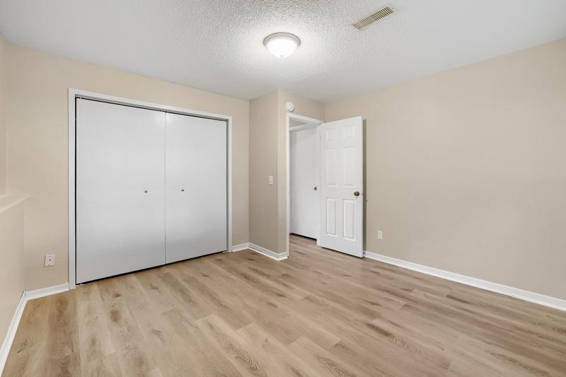 4668 Penkwe Way Eagan, MN 55122 - Photo 20 of 31