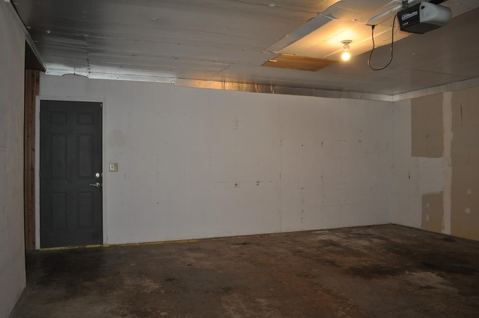 4668 Penkwe Way Eagan, MN 55122 - Photo 27 of 34