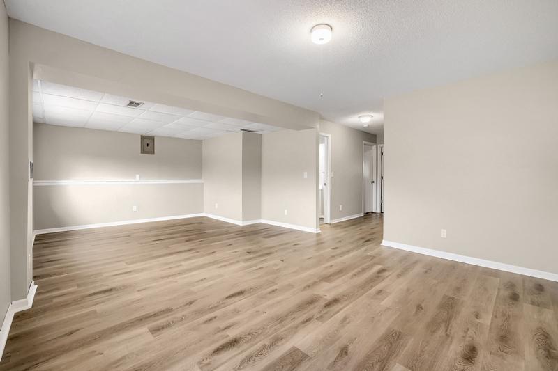 4668 Penkwe Way Eagan, MN 55122 - Photo 27 of 31