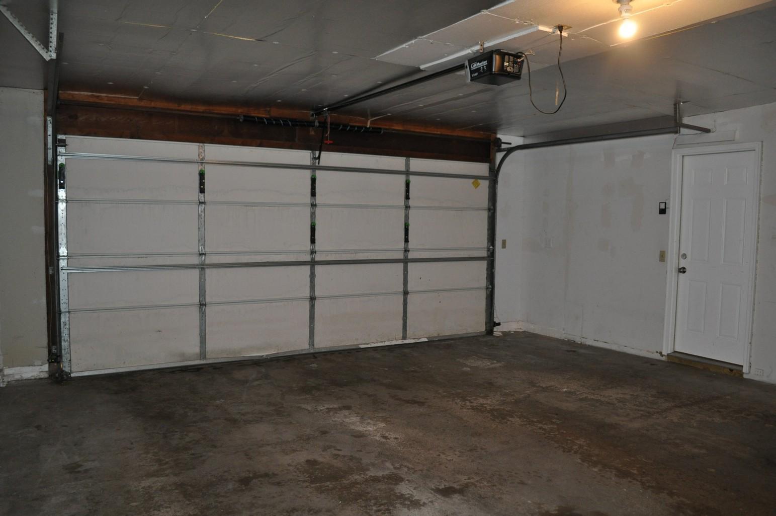 4668 Penkwe Way Eagan, MN 55122 - Photo 28 of 34