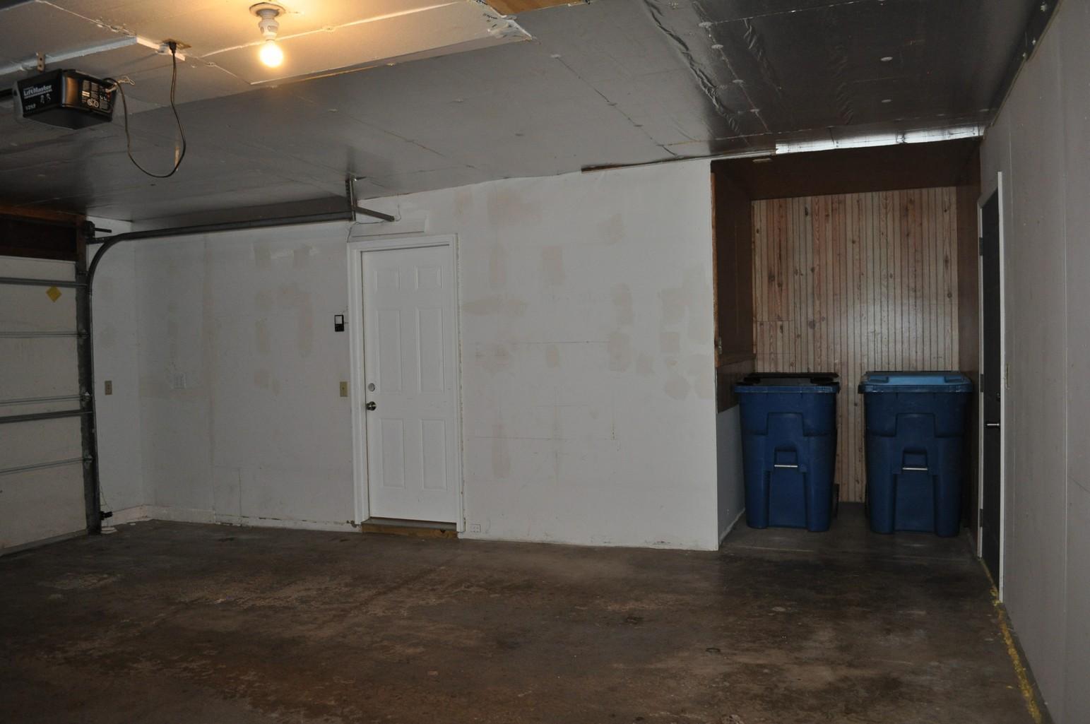 4668 Penkwe Way Eagan, MN 55122 - Photo 29 of 34