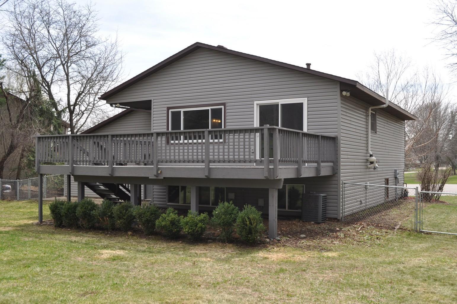 4668 Penkwe Way Eagan, MN 55122 - Photo 31 of 34