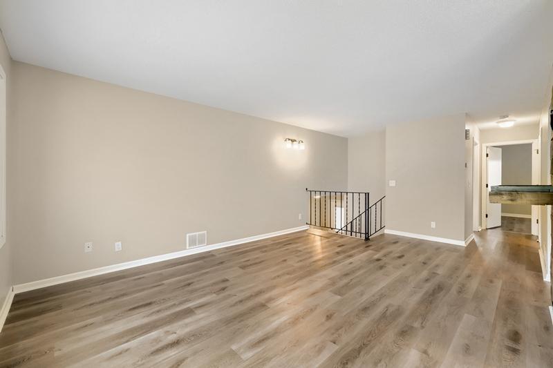 4668 Penkwe Way Eagan, MN 55122 - Photo 8 of 31