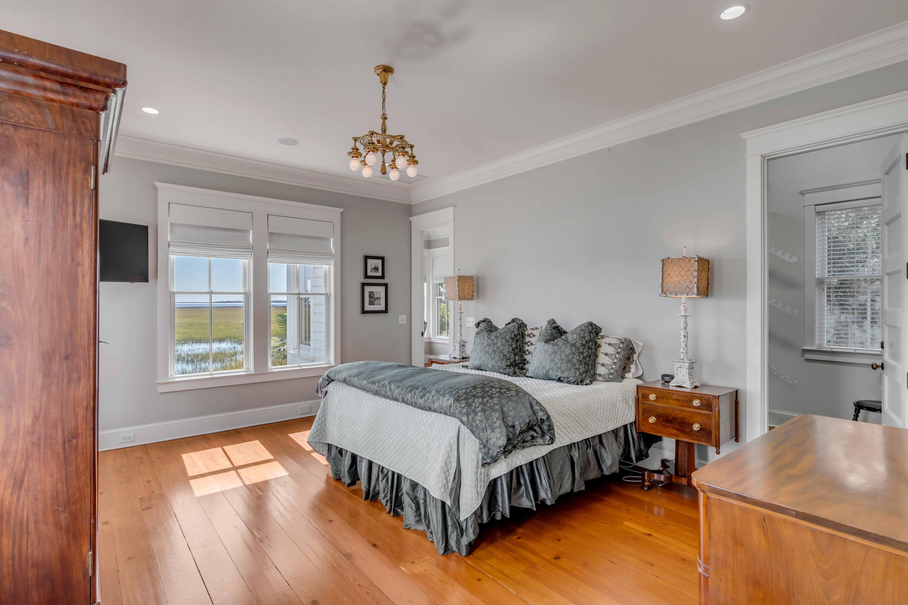 339 Bayview Drive Mount Pleasant, SC 29464 - Photo 55 of 100 339Bayview_NickCannPhoto-46