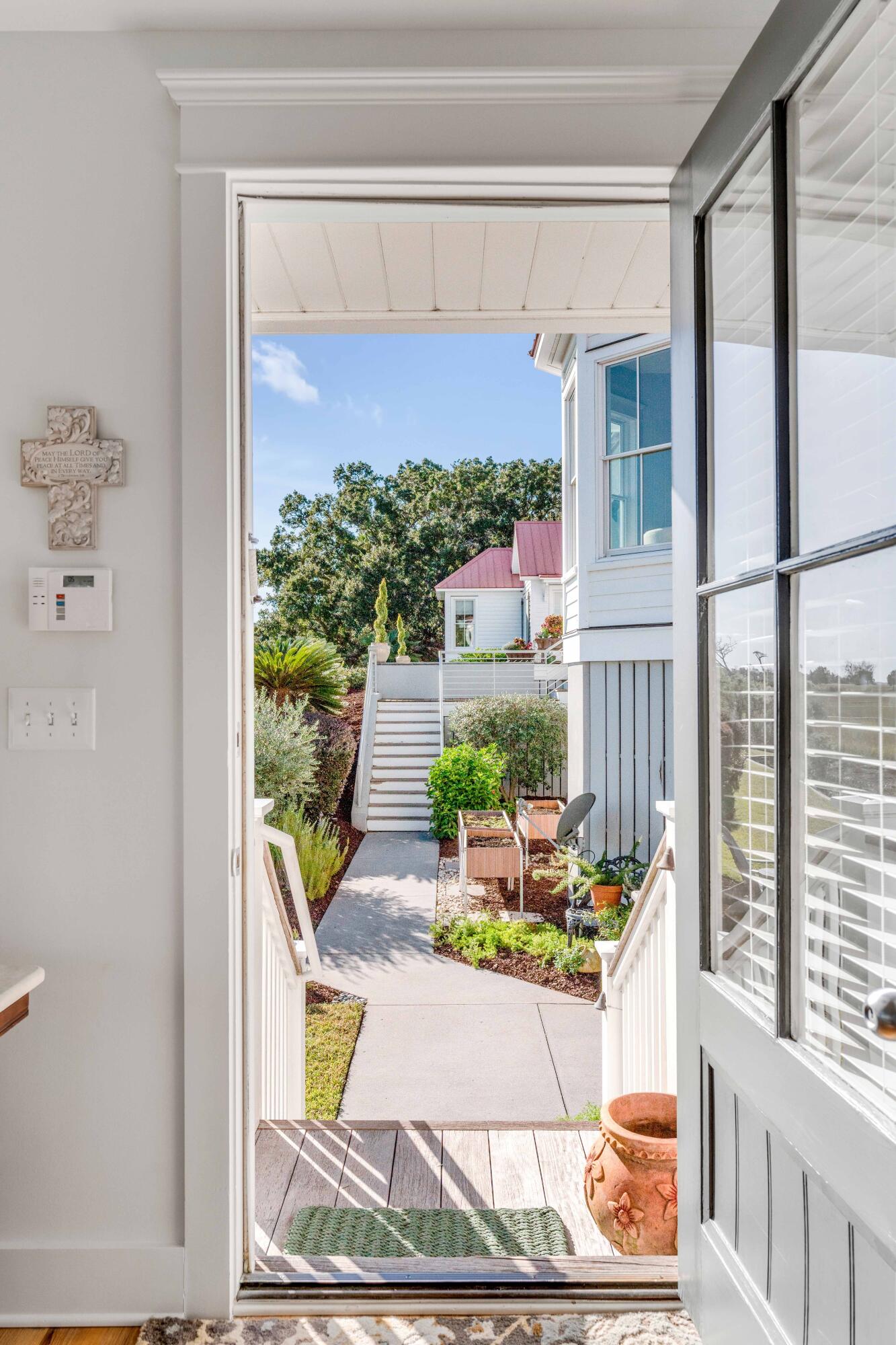 339 Bayview Drive Mount Pleasant, SC 29464 - Photo 73 of 100 339Bayview_NickCannPhoto-2