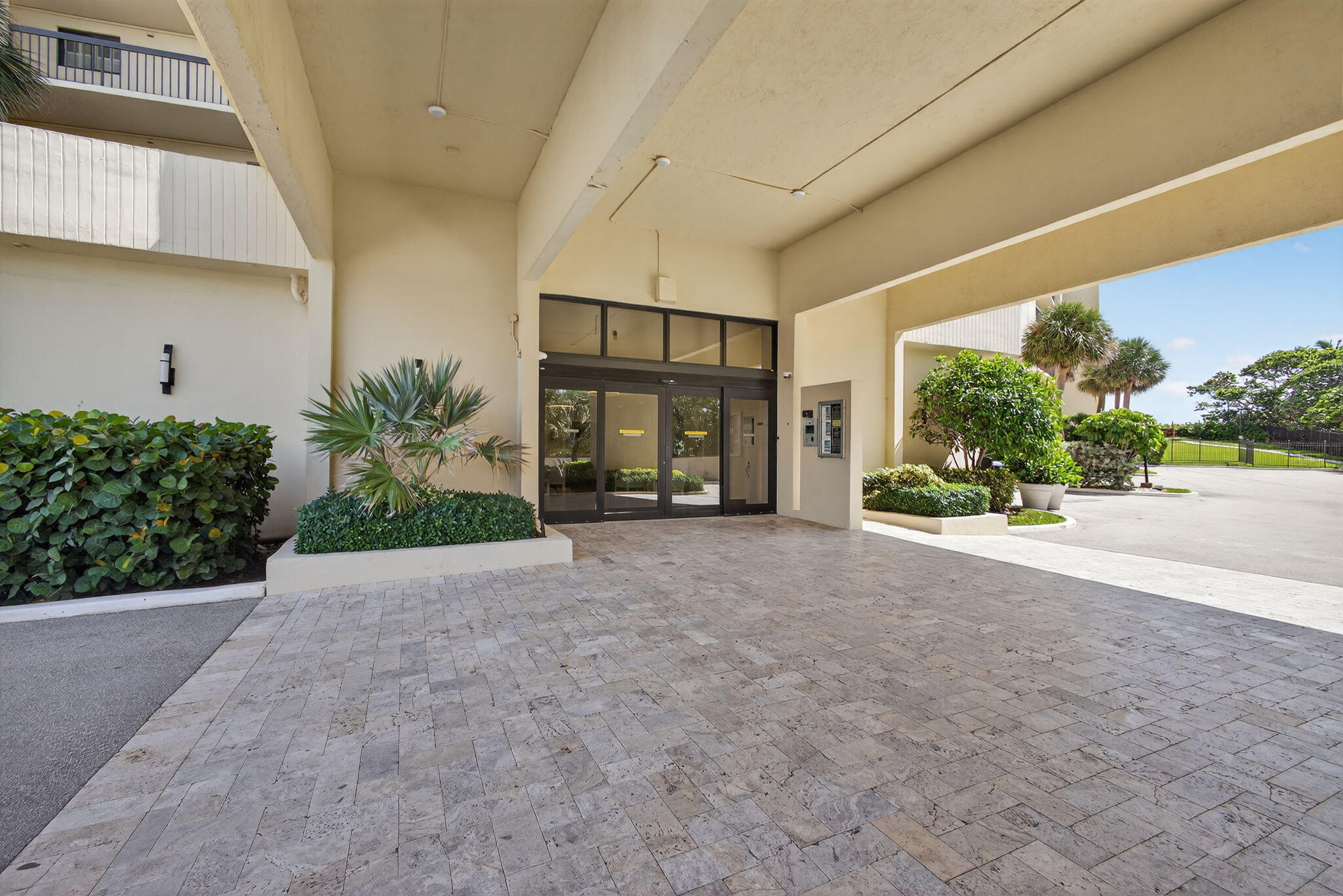 100 Ocean Trail Way, Unit 305 Jupiter, FL 33477 - Photo 37 of 90 40-web-or-mls-041_5D1A8042