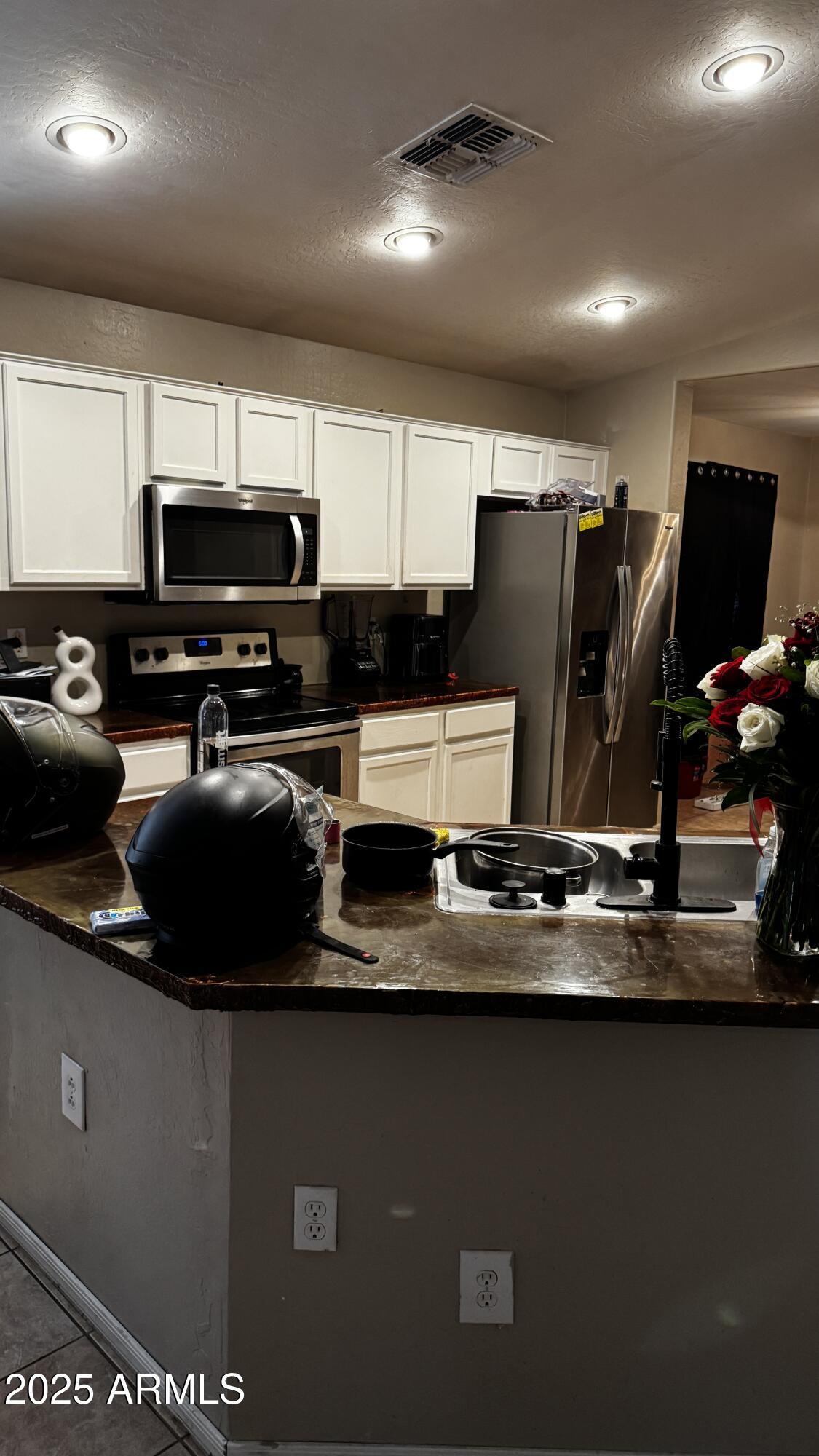 2324 West Darrel Road Phoenix, AZ 85041 - Photo 17 of 59 IMG_6143