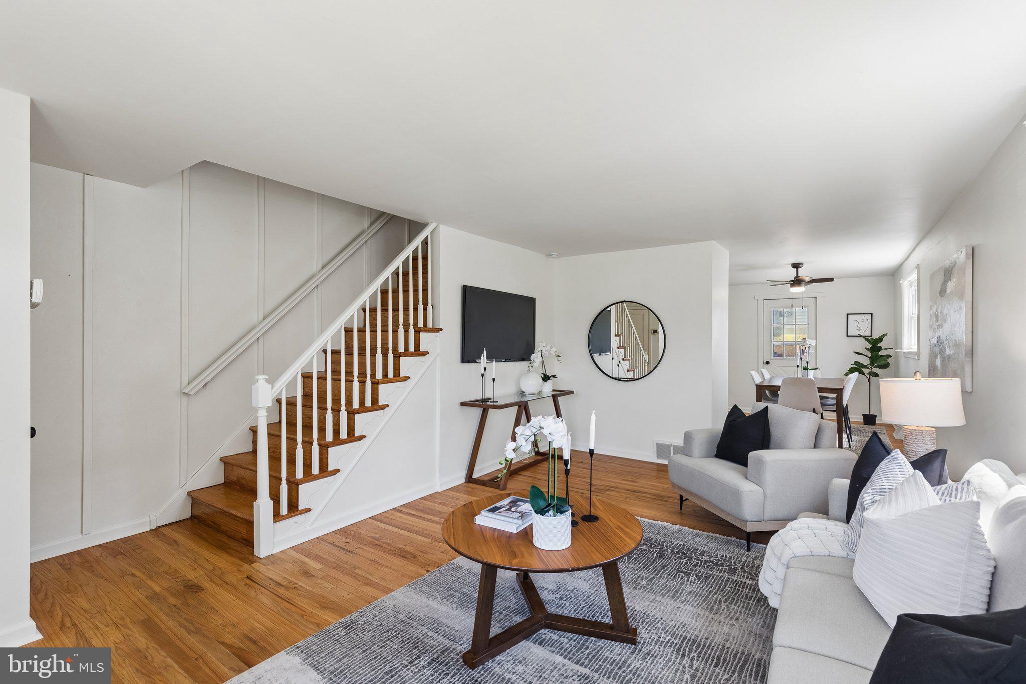 819 Grant Road Folcroft, PA 19032 - Photo 3 of 38 Gallery Image 3