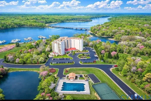 $599,950 | 301 Beacon Ridge Drive, Unit 804, Hopewell, VA 23860