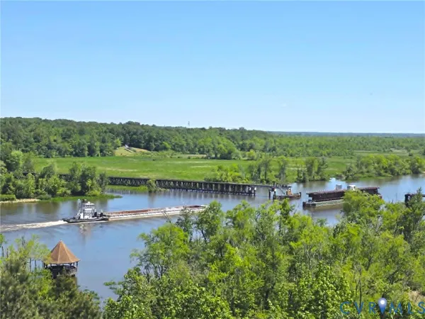 $599,950 | 301 Beacon Ridge Drive, Unit 804, Hopewell, VA 23860