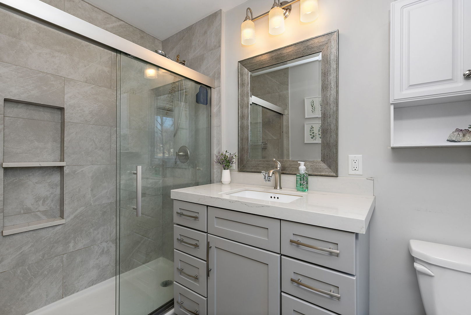 206 North Wheeling Road Prospect Heights, IL 60070 - Photo 18 of 44 Gallery Image 18