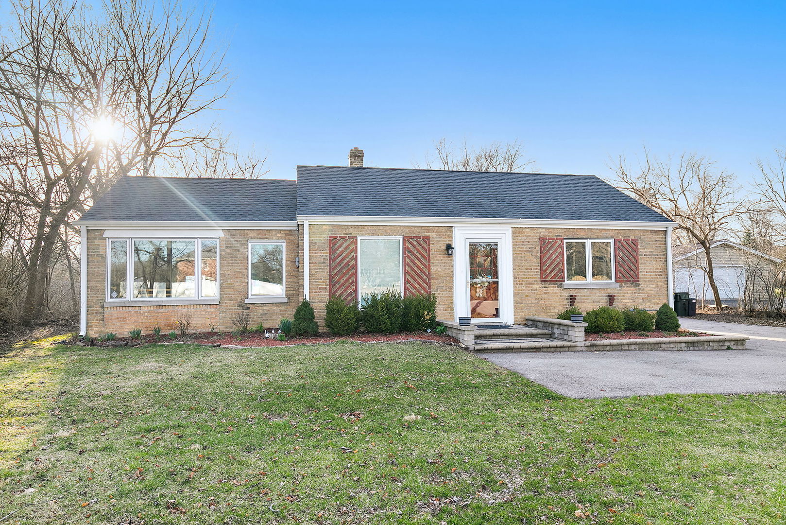 206 North Wheeling Road Prospect Heights, IL 60070 - Photo 33 of 44 Gallery Image 33