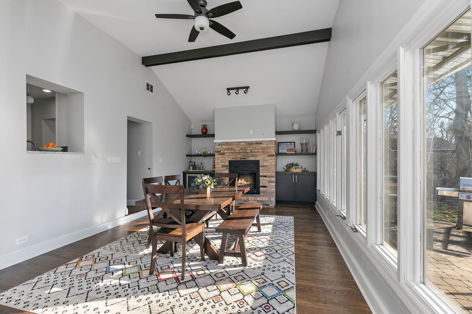 206 North Wheeling Road Prospect Heights, IL 60070 - Photo 4 of 44 Gallery Image 4