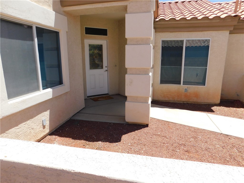 2449 Wilder Road Bullhead City, AZ 86442 - Photo 7 of 45 a view of a entryway of the house