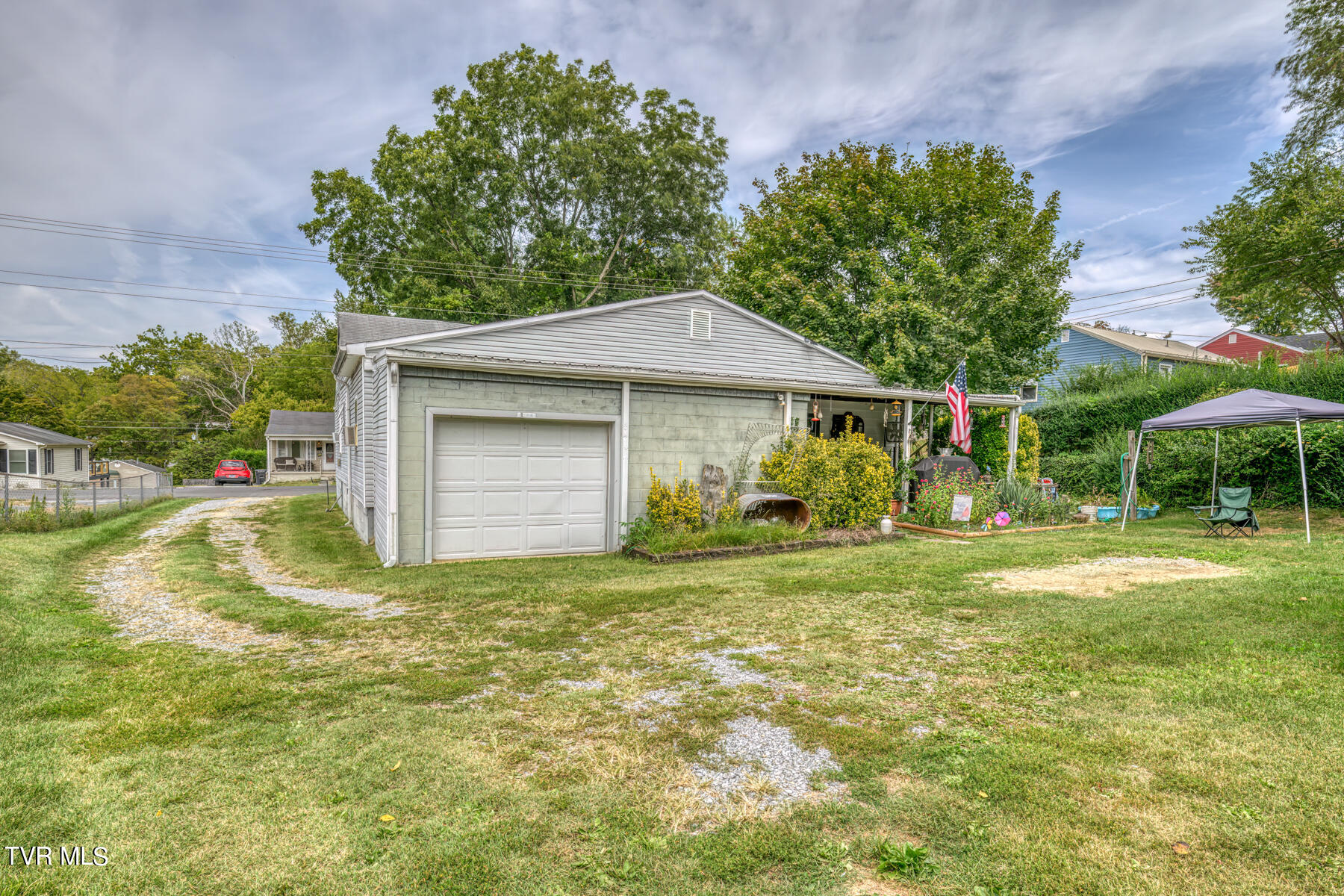 2301 Bay Street Bristol, TN 37620 - Photo 9 of 14 2301 Bay St-9
