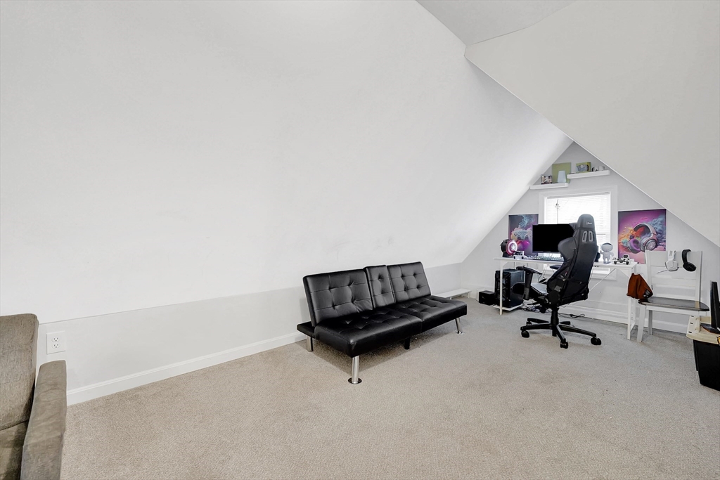 276 Dickinson Street Springfield, MA 01108 - Photo 25 of 39