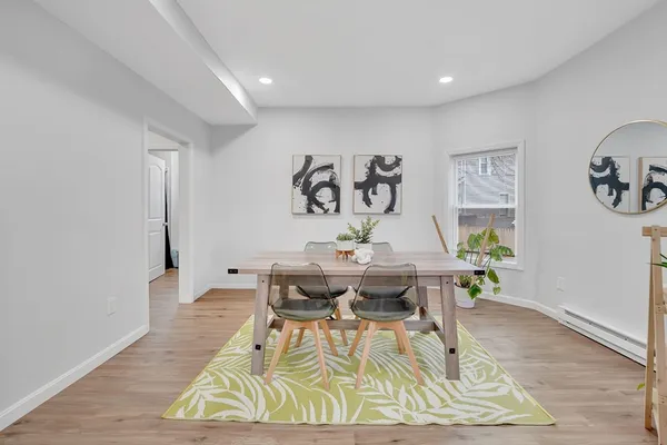 $329,999 | 276 Dickinson Street, Springfield, MA 01108