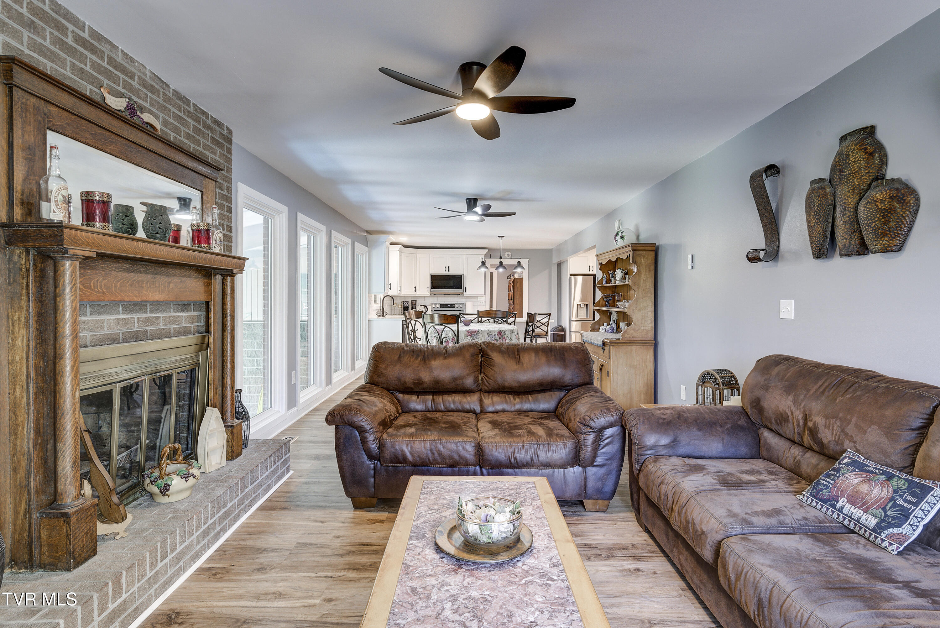 1604 Boones Creek Road Jonesborough, TN 37659 - Photo 18 of 100 Living Area