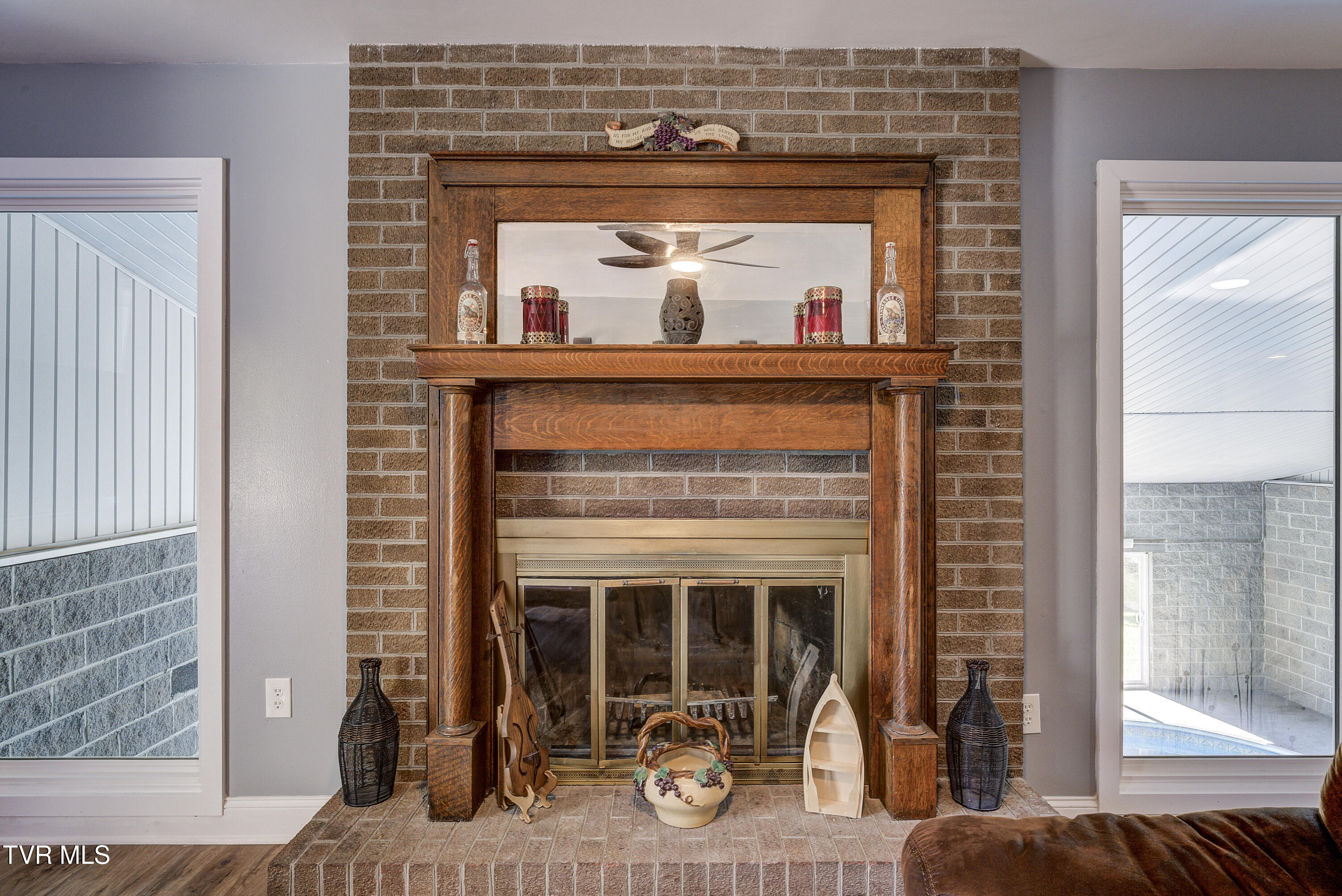 1604 Boones Creek Road Jonesborough, TN 37659 - Photo 19 of 100 Antique Mantle