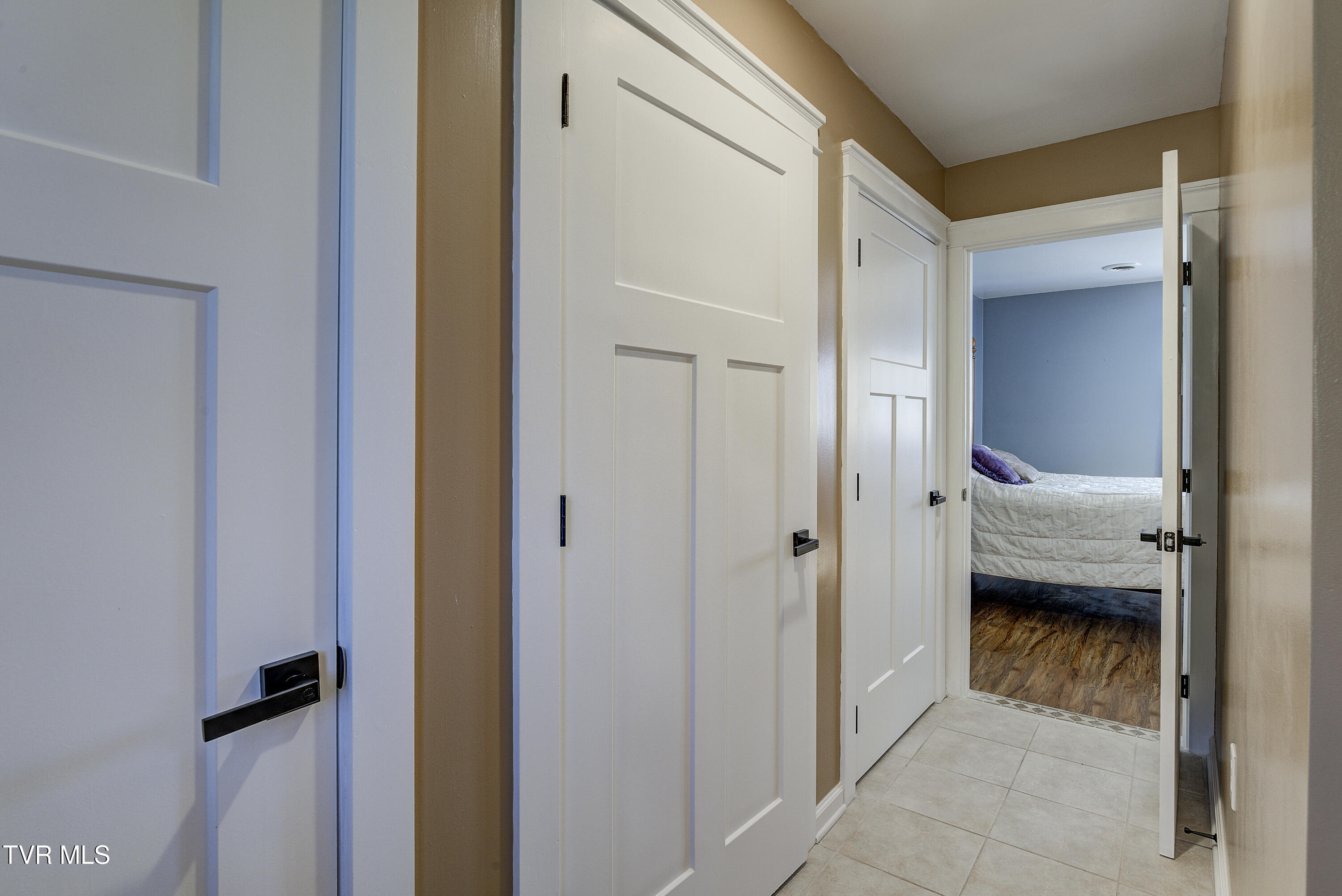 1604 Boones Creek Road Jonesborough, TN 37659 - Photo 40 of 100 Closets