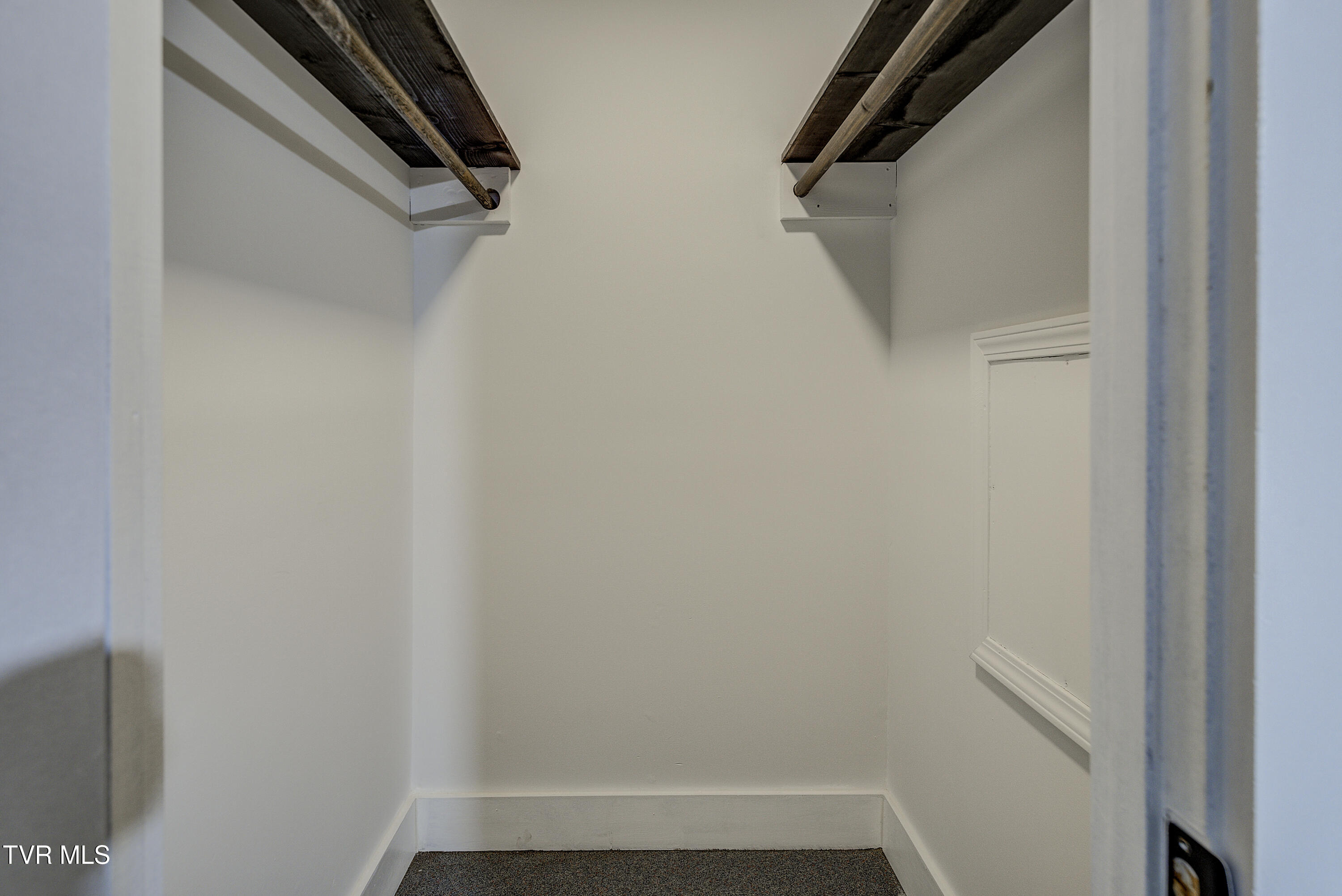 1604 Boones Creek Road Jonesborough, TN 37659 - Photo 53 of 100 Closet