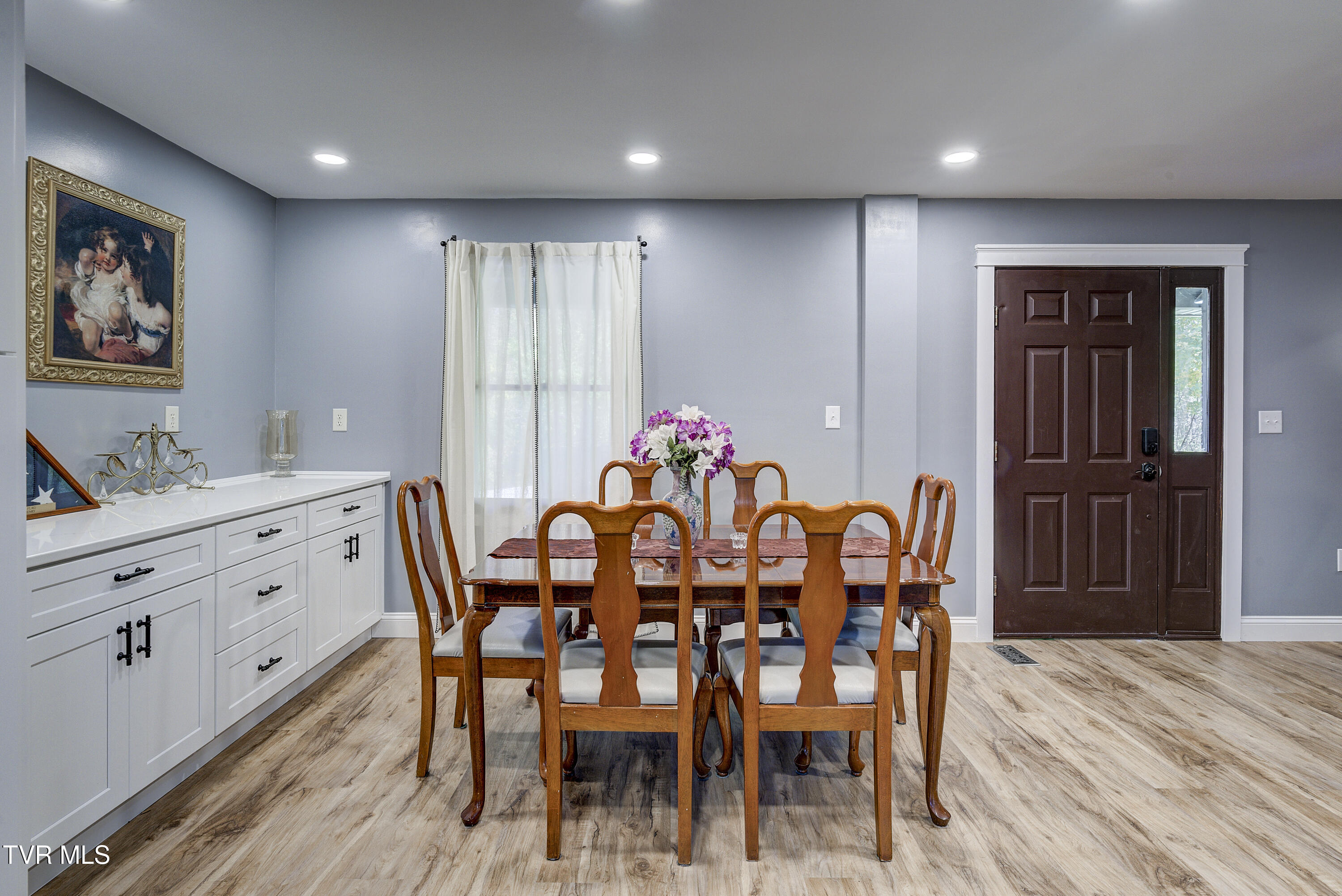 1604 Boones Creek Road Jonesborough, TN 37659 - Photo 10 of 100 Dining from Kitchen