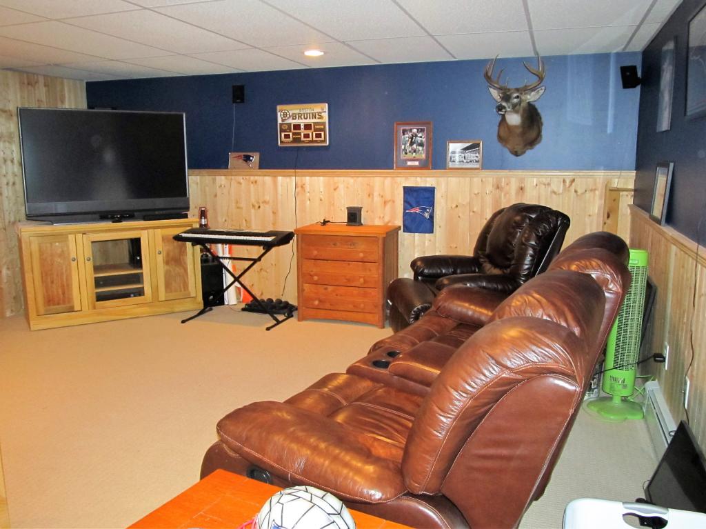 14 Capitol Circle Rochester, NH 03867 - Photo 24 of 36