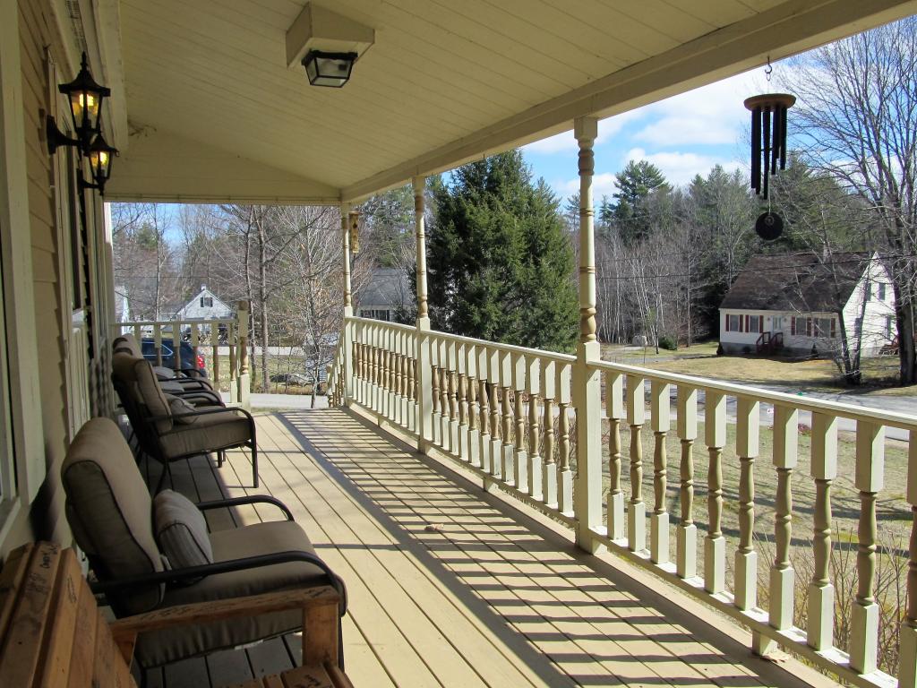 14 Capitol Circle Rochester, NH 03867 - Photo 5 of 36