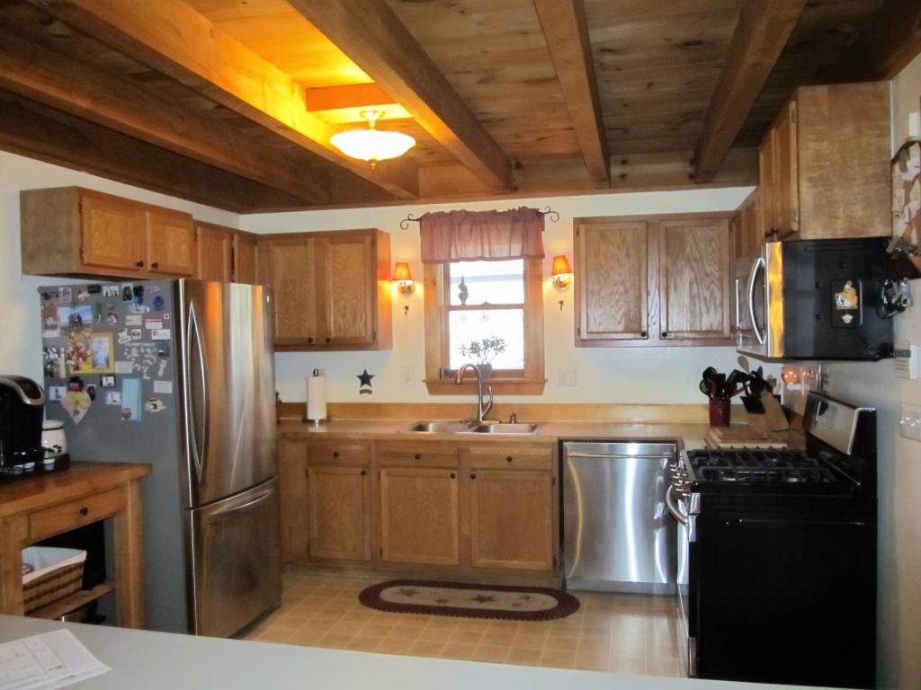 14 Capitol Circle Rochester, NH 03867 - Photo 10 of 36