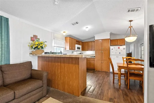 $450,000 | 1120 Falcon Drive, Florien, LA 71429