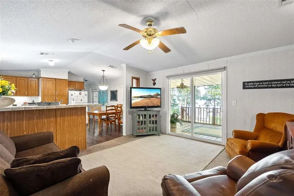 $450,000 | 1120 Falcon Drive, Florien, LA 71429