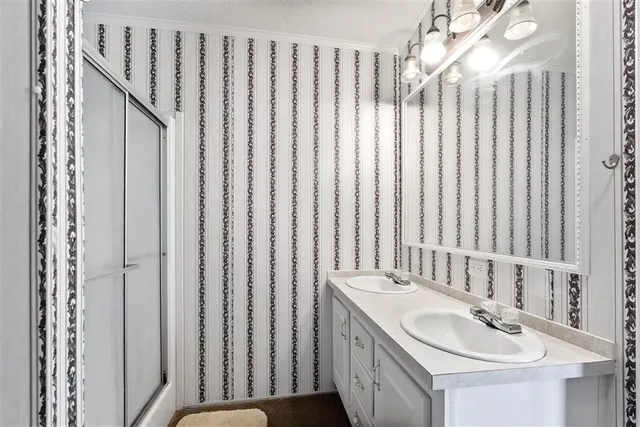 $450,000 | 1120 Falcon Drive, Florien, LA 71429