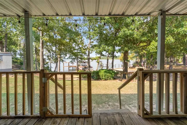 $450,000 | 1120 Falcon Drive, Florien, LA 71429