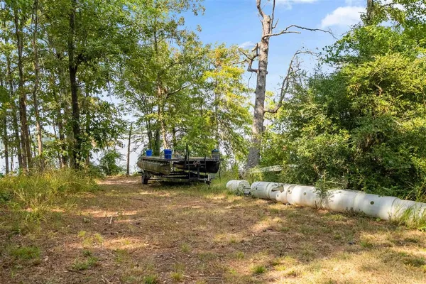 $450,000 | 1120 Falcon Drive, Florien, LA 71429