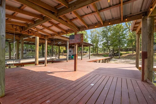 $450,000 | 1120 Falcon Drive, Florien, LA 71429